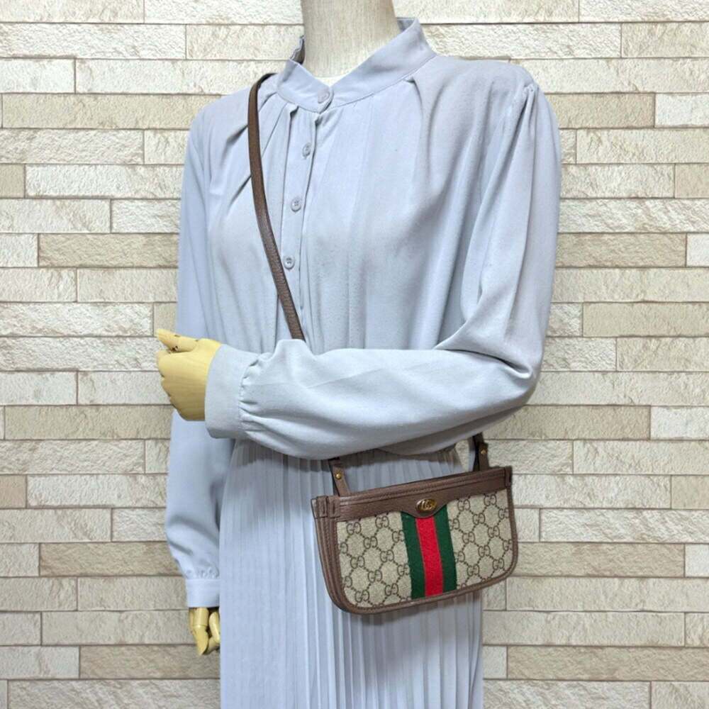 GUCCI Authentic Brown Canvas Shoulder Bag - Picture 2 of 7